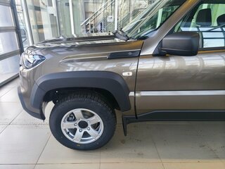 2026 Lada (ВАЗ) Niva Travel I Рестайлинг, коричневый, 1623000 рублей, вид 4