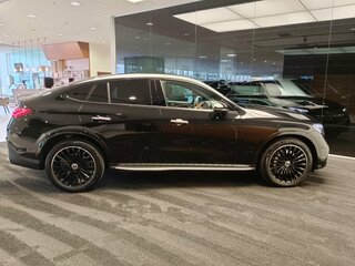 2024 Mercedes-Benz GLC Coupe 200 II (C254), чёрный, 10400000 рублей, вид 4