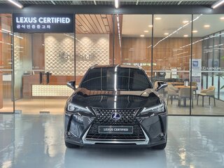 2022 Lexus UX 300e I, чёрный, 2620548 рублей, вид 3