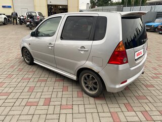 2003 Daihatsu YRV I Рестайлинг, серебристый, 450000 рублей, вид 4