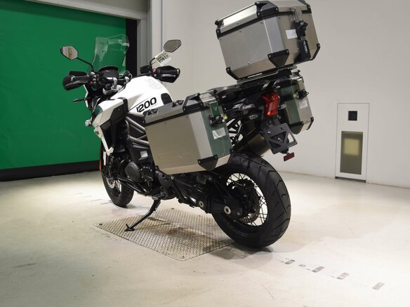 2018 Triumph Tiger 1200, белый, 1390000 рублей - вид 1