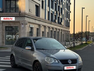 2005 Volkswagen Polo IV Рестайлинг, серебристый, 415000 рублей, вид 4