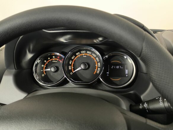 2024 Lada (ВАЗ) Largus I Рестайлинг, белый, 1320000 рублей - вид 6
