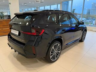 2026 BMW X1 Long 25Li xDrive III (U11/U12), чёрный, 6000000 рублей, вид 3