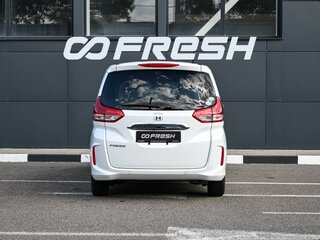2019 Honda Freed II Рестайлинг, белый, 1729000 рублей, вид 4