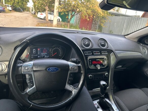 2012 Ford Mondeo IV Рестайлинг, белый, 950000 рублей - вид 11