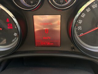 2012 Opel Astra GTC J Рестайлинг, красный, 900000 рублей, вид 5