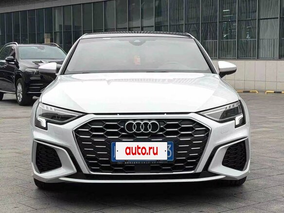 2023 Audi A3 Sportback 35 TFSI IV (8Y), белый, 2200000 рублей - вид 1