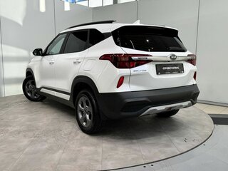 2021 Kia Seltos I, белый, 2190000 рублей, вид 3