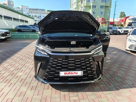 2025 Lexus LM 500h II, чёрный, 19900000 рублей, вид 1