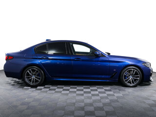 2021 BMW 5 серии 530i xDrive VII (G30/G31/G38) Рестайлинг, синий, 4912000 рублей, вид 4