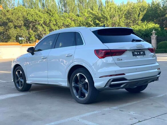 2022 Audi Q3 35 TFSI II (F3), белый, 2690000 рублей - вид 6