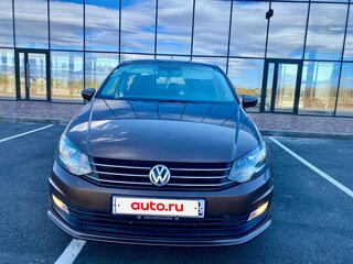 2016 Volkswagen Polo V Рестайлинг, коричневый, 950000 рублей, вид 3