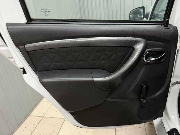 2015 Renault Duster I Рестайлинг, белый, 1289000 рублей - вид 12