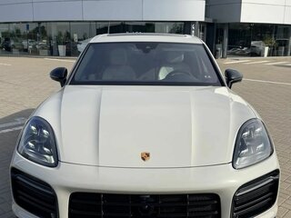 2020 Porsche Cayenne III, серый, 9200000 рублей, вид 3