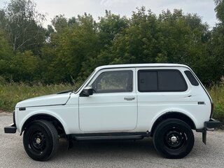2010 Lada (ВАЗ) 2121 (4x4) Рысь I Рестайлинг, белый, 415000 рублей, вид 1