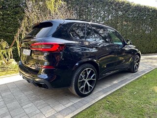 2020 BMW X5 30d IV (G05/G18), чёрный, 7500000 рублей, вид 3