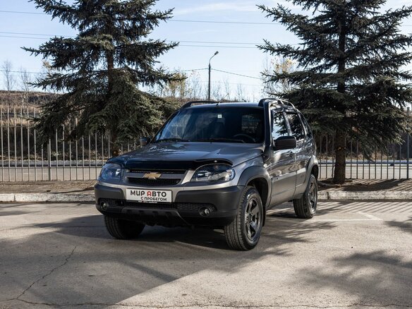 2020 Lada (ВАЗ) Niva Off-road, серый, 790000 рублей - вид 2
