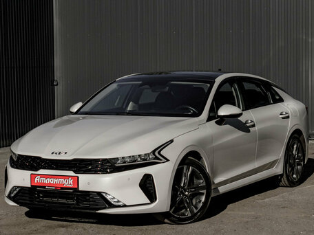 Kia K5 III
