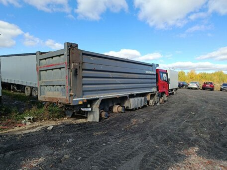 2021 Shacman (Shaanxi) SX3318, красный, 1512000 рублей, вид 3
