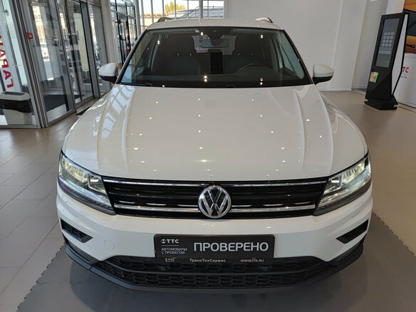 2020 Volkswagen Tiguan II, белый, 2799000 рублей - вид 1