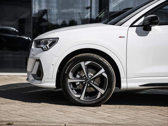2026 Audi Q3 35 TFSI II (F3), белый, 4499000 рублей - вид 30