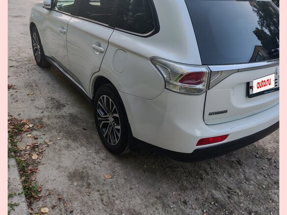 2013 Mitsubishi Outlander III, белый, 1350000 рублей - вид 7