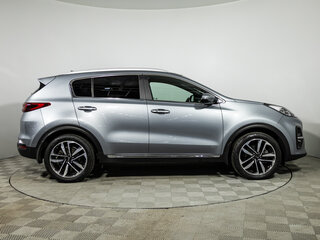 2020 Kia Sportage IV Рестайлинг, серебристый, 2799000 рублей, вид 4