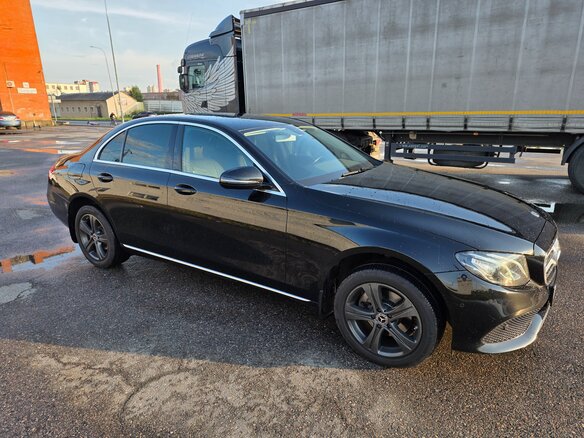 2017 Mercedes-Benz E-Класс 200 V (W213, S213, C238), чёрный - вид 6