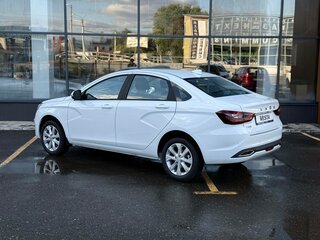 2026 Lada (ВАЗ) Vesta I Рестайлинг (NG), белый, 1785000 рублей, вид 3