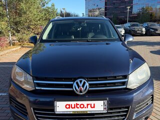 2012 Volkswagen Touareg II, синий, 1990000 рублей, вид 1