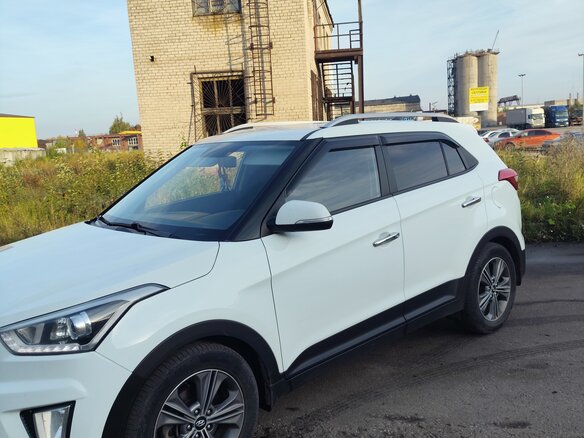 2018 Hyundai Creta I, белый, 1620000 рублей - вид 4