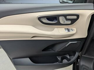 2026 Mercedes-Benz V-Класс Extra Long 300 d экстра длинный III (W447) Рестайлинг 2, чёрный, 14999999 рублей, вид 5