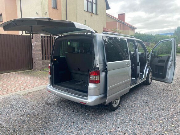 2005 Volkswagen Multivan T5, серебристый, 1400000 рублей - вид 12