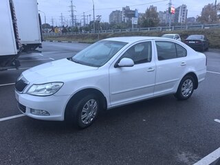 2013 Skoda Octavia II (A5) Рестайлинг, белый, 680000 рублей, вид 5