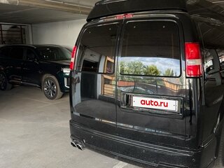 2010 Chevrolet Express II, чёрный, 4000000 рублей, вид 4