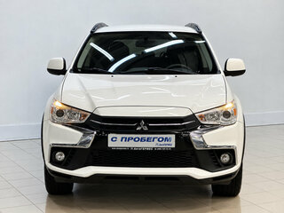 2019 Mitsubishi ASX I Рестайлинг 2, белый, 1730000 рублей, вид 2