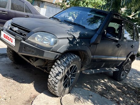 2005 Chevrolet Niva I, чёрный, 360000 рублей, вид 3