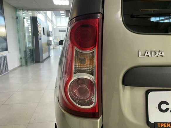 2014 Lada (ВАЗ) Largus I, бежевый - вид 8