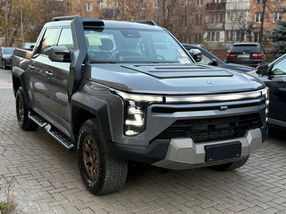 2026 Dongfeng Z9, серый, 3999000 рублей