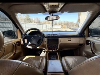 1999 Mercedes-Benz M-Класс 320 I (W163), чёрный, 500000 рублей, вид 2