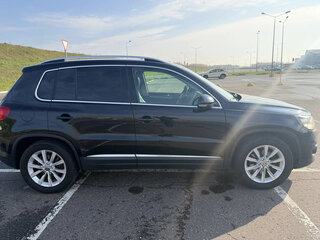 2011 Volkswagen Tiguan I Рестайлинг, чёрный, 1200000 рублей, вид 2