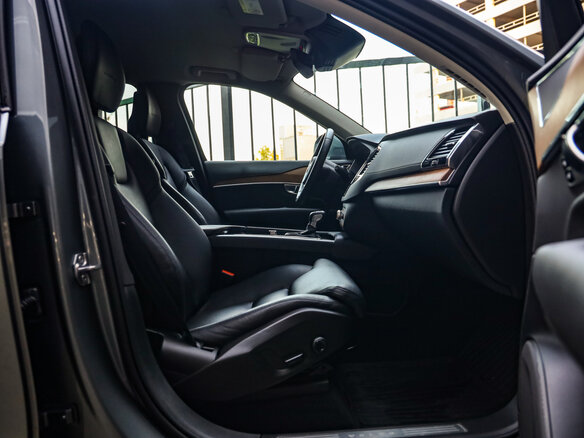 2019 Volvo XC90 B5 II Рестайлинг 1, серый - вид 25