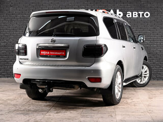 2012 Nissan Patrol VI (Y62), серебристый, 2100000 рублей, вид 4
