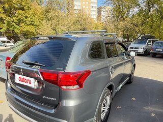 2015 Mitsubishi Outlander III Рестайлинг 2, серый, 2000000 рублей, вид 2