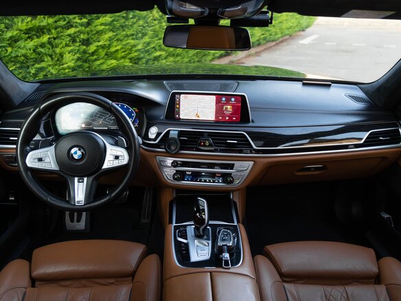 2019 BMW 7 серии Long 740Li xDrive VI (G11/G12) Рестайлинг, чёрный, 5198000 рублей - вид 12