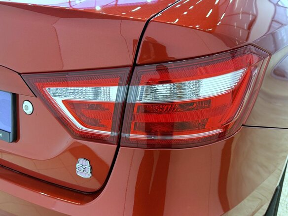 2016 Lada (ВАЗ) Vesta I, красный, 750000 рублей - вид 14