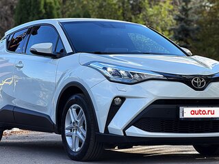 2020 Toyota C-HR I Рестайлинг, белый, 2500000 рублей, вид 1