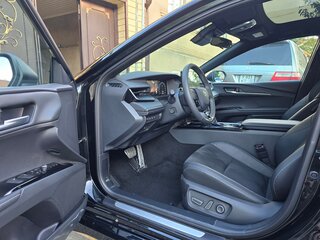 2025 Toyota Camry IX (XV80) China Market, чёрный, 3950000 рублей, вид 5