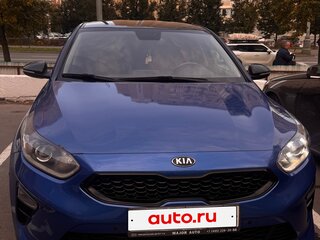 2019 Kia Ceed III, синий, 1550000 рублей, вид 3